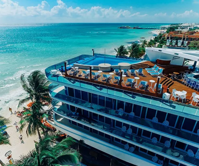 Carmen Hotel social media advertising
